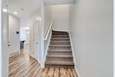 7217 N Clover Leaf Ln E, Eagle Mountain, UT 84005 - Photo 3