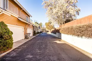 854 E Pond View Way, Salt Lake City, UT 84106 - Photo 31