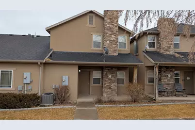 394 E 600 S #B, Vernal, UT 84078 - Photo 1