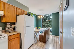 438 N Center St W, Salt Lake City, UT 84103 - Photo 9