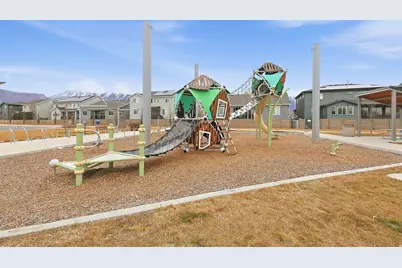 625 N Emery Ln, Vineyard, UT 84059 - Photo 37