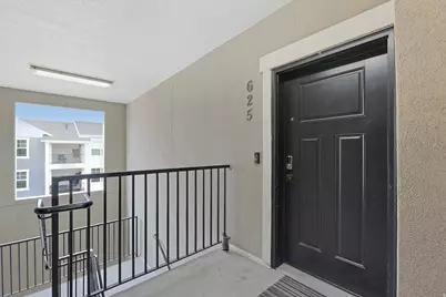 625 N Emery Ln, Vineyard, UT 84059 - Photo 3