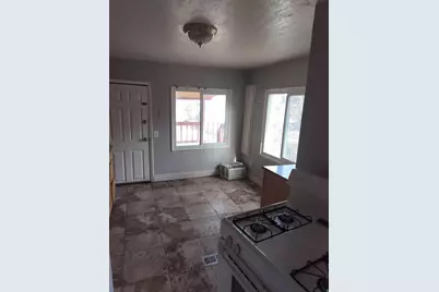 1436 Swan St, Ogden, UT 84401 - Photo 9