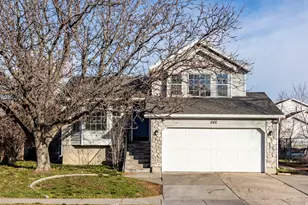 846 N Starcrest Dr, Salt Lake City, UT 84116 - Photo 1