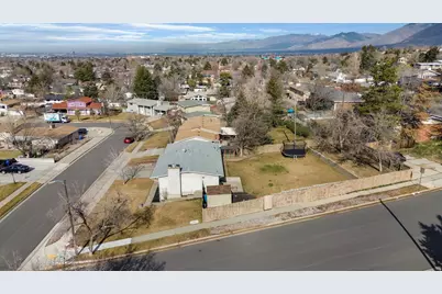 8797 S Capella Way, Sandy, UT 84093 - Photo 37