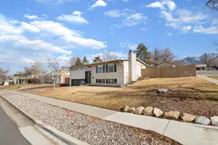 8797 S Capella Way, Sandy, UT 84093 - Photo 5