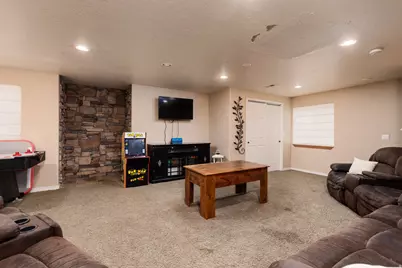 117 E 350 N, Aurora, UT 84620 - Photo 29