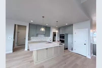 1661 S 3875 W #402, Taylor, UT 84401 - Photo 3