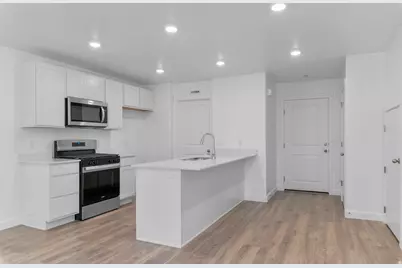 1252 N 300 E #180, Harrisville, UT 84404 - Photo 5