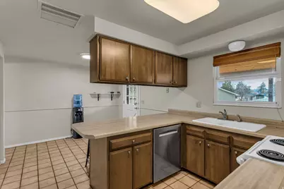 6264 S Steeple Chase Ln, Murray, UT 84121 - Photo 5