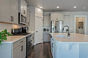 4378 W Aspen Cottage Ln, Riverton, UT 84096 - Photo 15