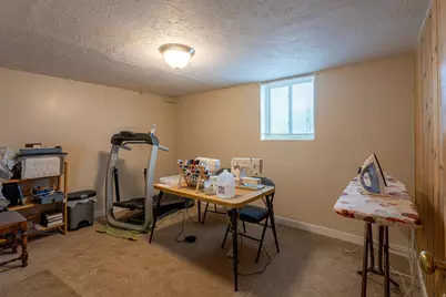 407 N 200 E, Kaysville, UT 84037 - Photo 13