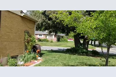 407 N 200 E, Kaysville, UT 84037 - Photo 21