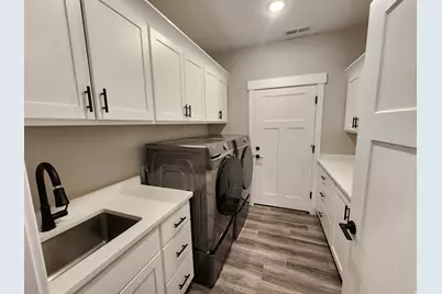 4664 N 2000 W, Cedar City, UT 84721 - Photo 11