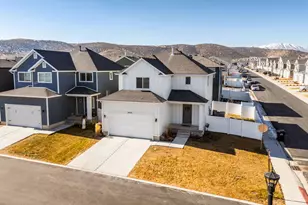 4952 E Lk Cor Dr, Eagle Mountain, UT 84005 - Photo 3