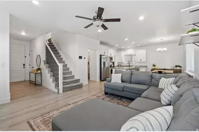 4952 E Lake Corner Dr, Eagle Mountain, UT 84005 - Photo 15