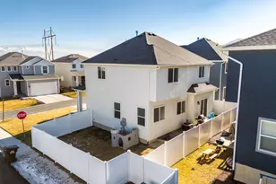 4952 E Lk Cor Dr, Eagle Mountain, UT 84005 - Photo 7