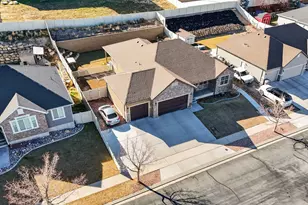 141 W Wolverine Crk, Elk Ridge, UT 84651 - Photo 3