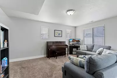 2483 S Gilmour St, West Haven, UT 84401 - Photo 5