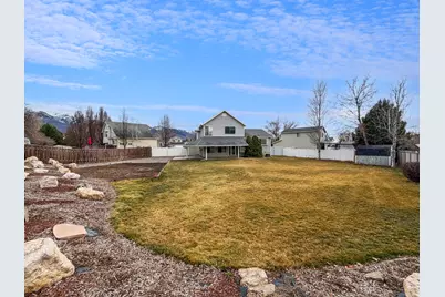 1085 N 125 E, Layton, UT 84041 - Photo 31