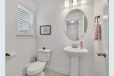 156 N Valcrest Dr, Saratoga Springs, UT 84045 - Photo 13