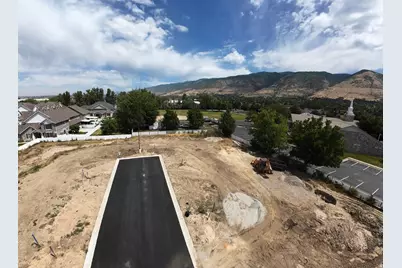 393 S 525 W, Centerville, UT 84014 - Photo 9