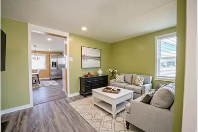 876 S 1000 E, Clearfield, UT 84015 - Photo 5