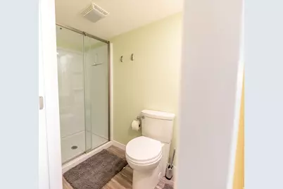 876 S 1000 E, Clearfield, UT 84015 - Photo 7