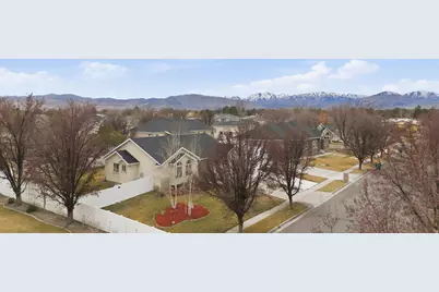 2127 W Silver Tree Cir S, Riverton, UT 84065 - Photo 47