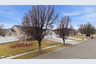 2127 W Silver Tree Cir S, Riverton, UT 84065 - Photo 45