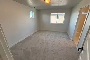 3301 S 2410 W, Syracuse, UT 84075 - Photo 23