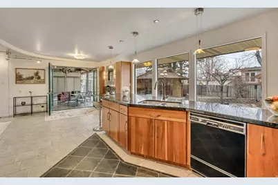 635 E Pioneer Ave S, Sandy, UT 84070 - Photo 3