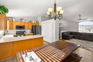 2803 W 2025 S, Syracuse, UT 84075 - Photo 7