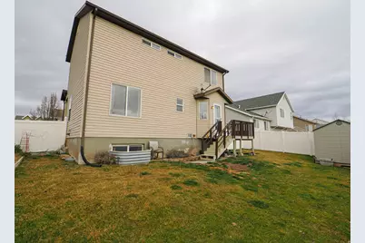 2475 Craig Ln, Syracuse, UT 84075 - Photo 5