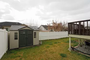 2475 Craig Ln, Syracuse, UT 84075 - Photo 7