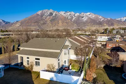 1952 E Meadow Downs Way, Cottonwood Heights, UT 84121 - Photo 43