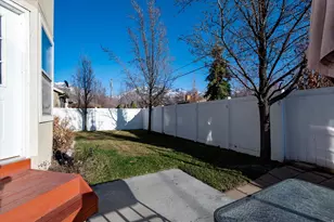 1952 E Meadow Downs Way, Cottonwood Heights, UT 84121 - Photo 45