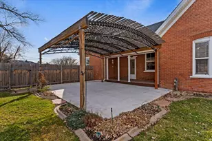 87 E 100 S, Kaysville, UT 84037 - Photo 37