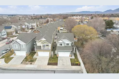 153 E Crescent Ln, Sandy, UT 84070 - Photo 35
