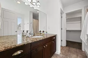 153 E Crescent Ln, Sandy, UT 84070 - Photo 17