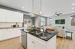 153 E Crescent Ln, Sandy, UT 84070 - Photo 9