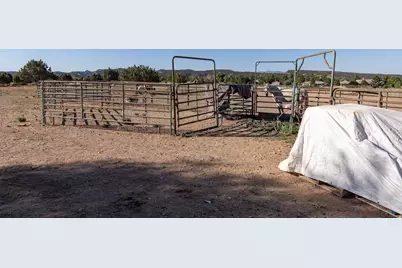 825 N Horsemans Dr, Dammeron Valley, UT 84783 - Photo 31