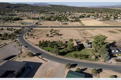 825 N Horsemans Dr, Dammeron Valley, UT 84783 - Photo 45