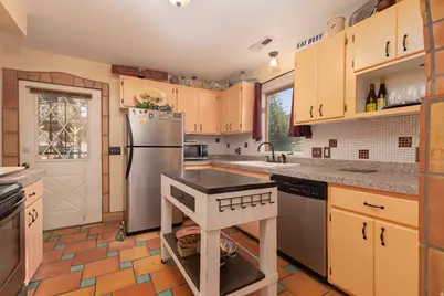 825 N Horsemans Dr, Dammeron Valley, UT 84783 - Photo 21