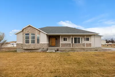 525 S Hale St, Grantsville, UT 84029 - Photo 1