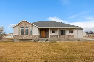 525 S Hale St, Grantsville, UT 84029 - Photo 1