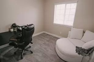 7565 N Hutch Ln E, Eagle Mountain, UT 84005 - Photo 15