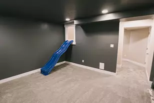 7565 N Hutch Ln E, Eagle Mountain, UT 84005 - Photo 21