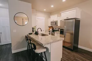 7565 N Hutch Ln E, Eagle Mountain, UT 84005 - Photo 5