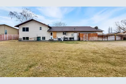 584 W 1350 N, Clinton, UT 84015 - Photo 21